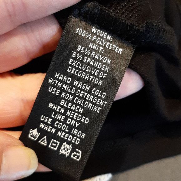 August Silk Black with White Flower Embroidery Flowy Top - Picture 10 of 10